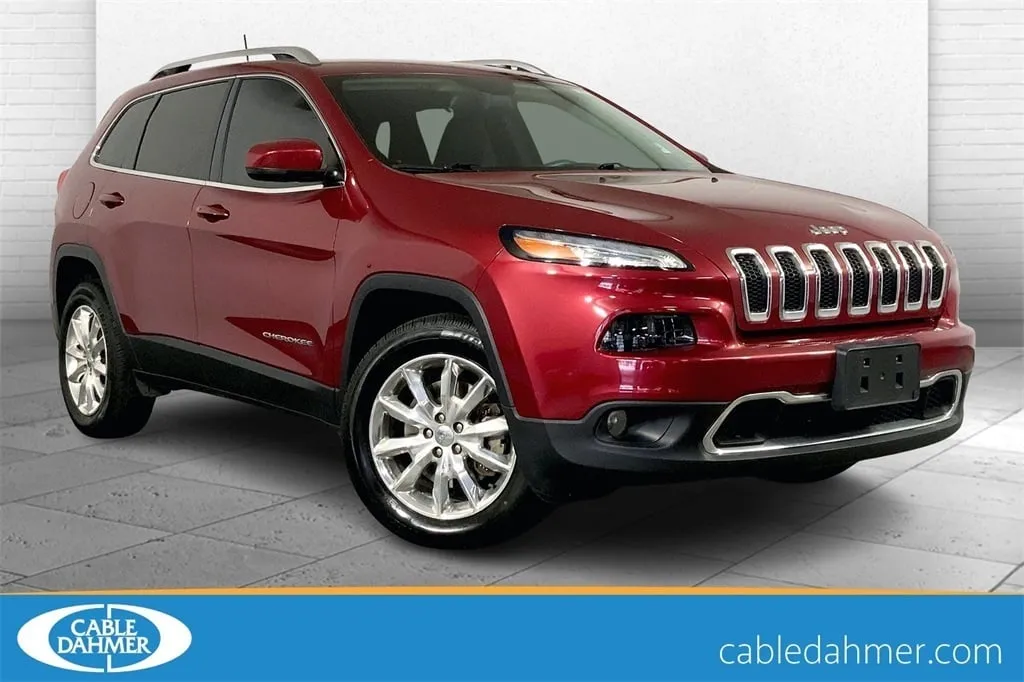 Red 2017 Jeep Cherokee Limited for sale in Lee's Summit, MO