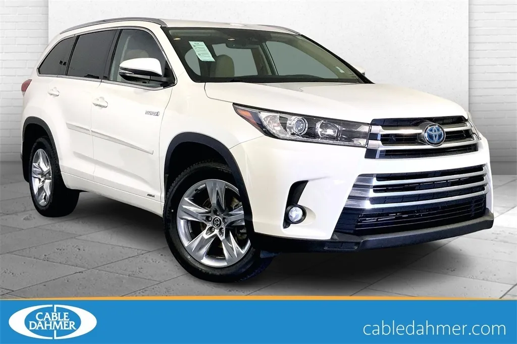 White 2017 Toyota Highlander Hybrid Limited for sale in Lee's Summit, MO