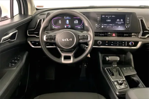 More photos of 2024 Kia Sportage LX at Cable Dahmer Kia of Lee's Summit, MO