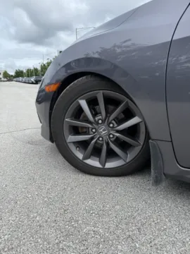 More photos of 2020 Honda Civic EX-L at Cable Dahmer Kia of Lee's Summit, MO