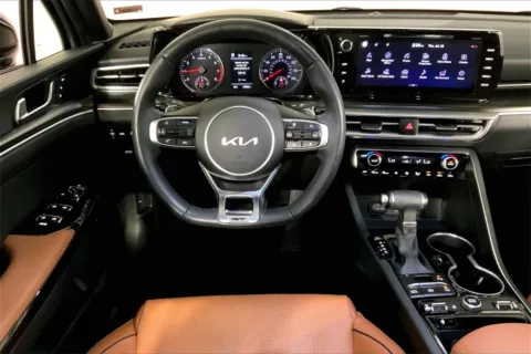 More photos of 2023 Kia K5 GT at Cable Dahmer Kia of Lee's Summit, MO