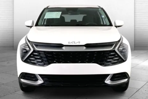 Photos of 2024 Kia Sportage LX for sale in Lee's Summit, MO at Cable Dahmer Kia of Lee's Summit