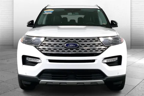 Photos of 2023 Ford Explorer Limited for sale in Lee's Summit, MO at Cable Dahmer Kia of Lee's Summit