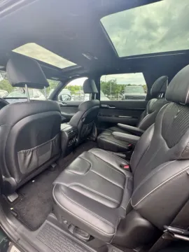 More photos of 2024 Hyundai Palisade Calligraphy at Cable Dahmer Kia of Lee's Summit, MO