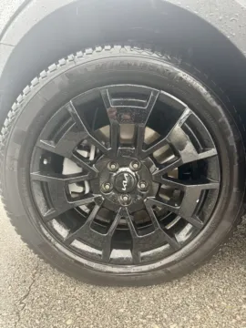 More photos of 2022 Kia Telluride SX at Cable Dahmer Kia of Lee's Summit, MO
