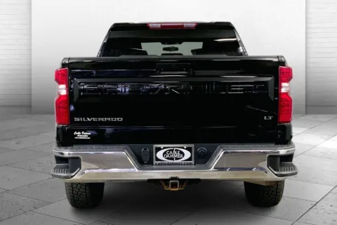 Another view of 2022 Chevrolet Silverado 1500 LTD LT for sale in Lee's Summit, MO at Cable Dahmer Kia of Lee's Summit