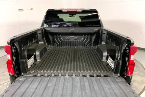 More photos of 2022 Chevrolet Silverado 1500 LTD LT at Cable Dahmer Kia of Lee's Summit, MO