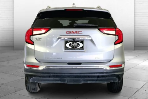 Another view of 2024 GMC Terrain SLT for sale in Lee's Summit, MO at Cable Dahmer Kia of Lee's Summit