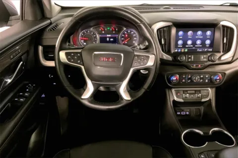 More photos of 2024 GMC Terrain SLT at Cable Dahmer Kia of Lee's Summit, MO