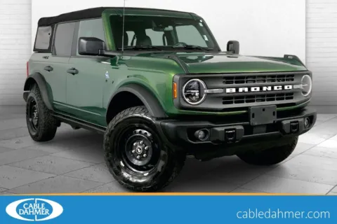 Green 2023 Ford Bronco Black Diamond for sale in Lee's Summit, MO