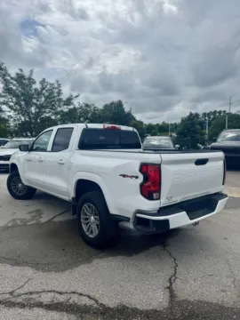 Photos of 2025 Chevrolet Colorado LT for sale in Lee's Summit, MO at Cable Dahmer Kia of Lee's Summit