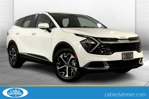 White 2023 Kia Sportage EX for sale in Lee's Summit, MO