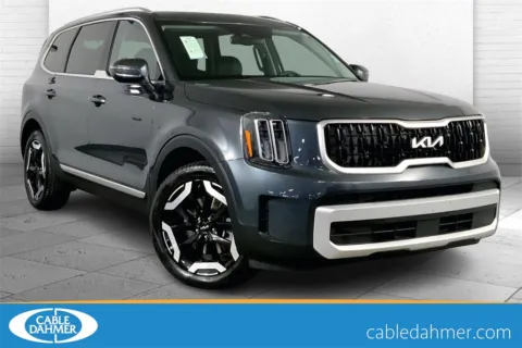 Black 2024 Kia Telluride EX for sale in Lee's Summit, MO