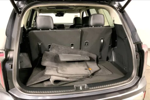 More photos of 2024 Kia Telluride EX at Cable Dahmer Kia of Lee's Summit, MO