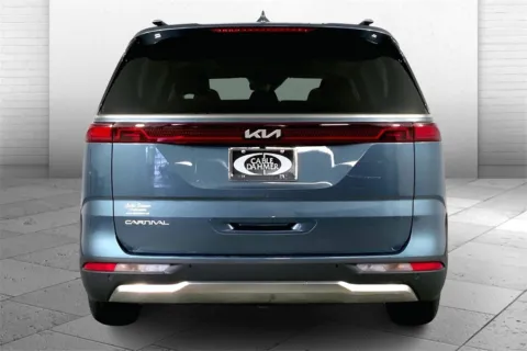 Another view of 2023 Kia Carnival SX Prestige for sale in Lee's Summit, MO at Cable Dahmer Kia of Lee's Summit