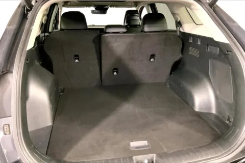 More photos of 2023 Kia Sportage SX at Cable Dahmer Kia of Lee's Summit, MO