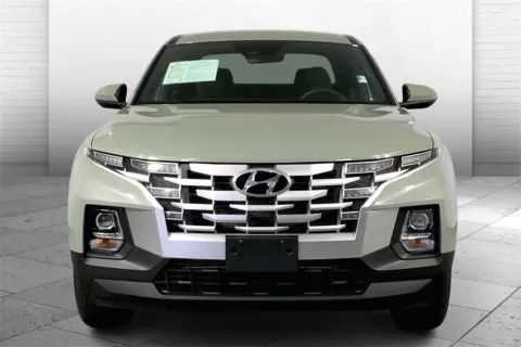Photos of 2023 Hyundai Santa Cruz SEL for sale in Lee's Summit, MO at Cable Dahmer Kia of Lee's Summit