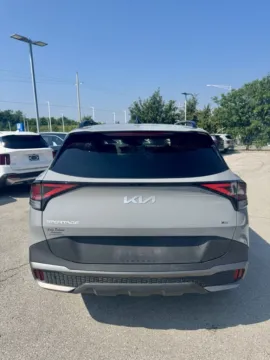 More photos of 2023 Kia Sportage X-Line at Cable Dahmer Kia of Lee's Summit, MO