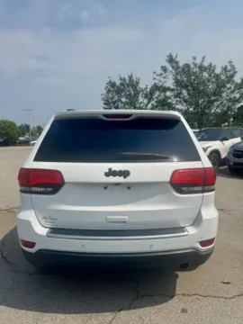 More photos of 2019 Jeep Grand Cherokee Limited at Cable Dahmer Kia of Lee's Summit, MO