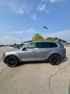 Photos of 2021 Kia Telluride SX for sale in Lee's Summit, MO at Cable Dahmer Kia of Lee's Summit