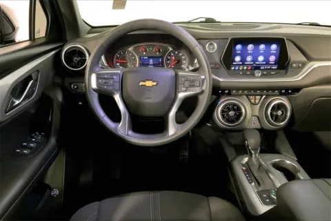 More photos of 2021 Chevrolet Blazer LT at Cable Dahmer Kia of Lee's Summit, MO