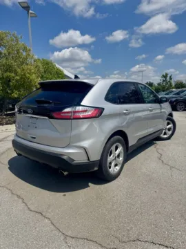 More photos of 2019 Ford Edge SE at Cable Dahmer Kia of Lee's Summit, MO