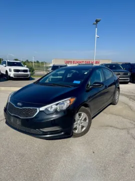 Black 2016 Kia Forte LX for sale in Lee's Summit, MO