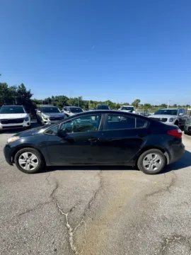 Photos of 2016 Kia Forte LX for sale in Lee's Summit, MO at Cable Dahmer Kia of Lee's Summit