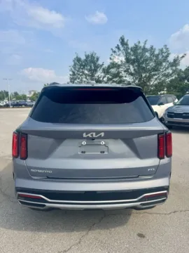 More photos of 2023 Kia Sorento SX at Cable Dahmer Kia of Lee's Summit, MO