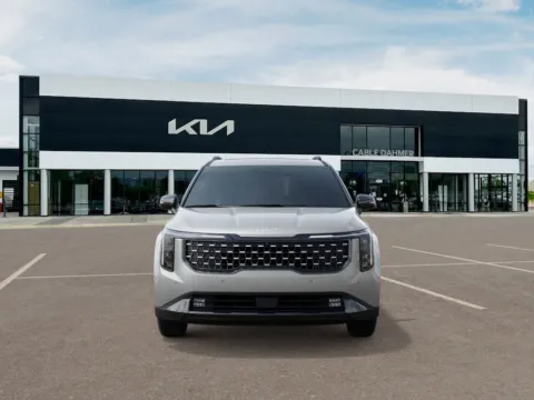Photos of 2025 Kia Carnival SX Prestige for sale in Lee's Summit, MO at Cable Dahmer Kia of Lee's Summit