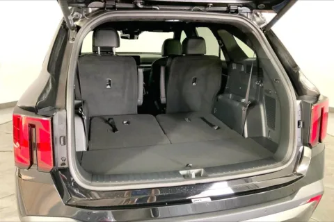 More photos of 2025 Kia Sorento X-Pro SX Prestige at Cable Dahmer Kia of Lee's Summit, MO