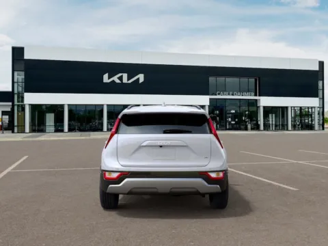 More photos of 2025 Kia Niro EX Touring at Cable Dahmer Kia of Lee's Summit, MO
