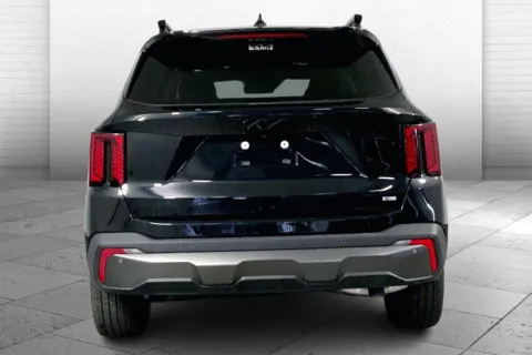 More photos of 2025 Kia Sorento X-Line SX at Cable Dahmer Kia of Lee's Summit, MO