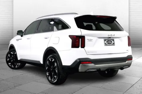 Another view of 2025 Kia Sorento EX for sale in Lee's Summit, MO at Cable Dahmer Kia of Lee's Summit