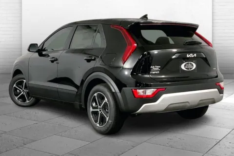 Another view of 2025 Kia Niro LX for sale in Lee's Summit, MO at Cable Dahmer Kia of Lee's Summit
