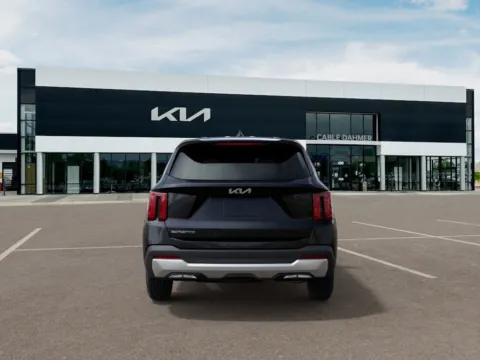 More photos of 2025 Kia Sorento LX at Cable Dahmer Kia of Lee's Summit, MO