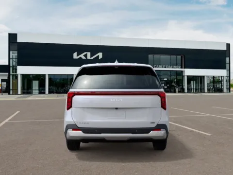 More photos of 2025 Kia Carnival Hybrid EX at Cable Dahmer Kia of Lee's Summit, MO