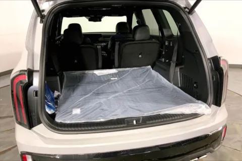 More photos of 2025 Kia Telluride EX X-Pro at Cable Dahmer Kia of Lee's Summit, MO