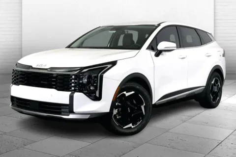 Photos of 2026 Kia Sportage EX for sale in Lee's Summit, MO at Cable Dahmer Kia of Lee's Summit