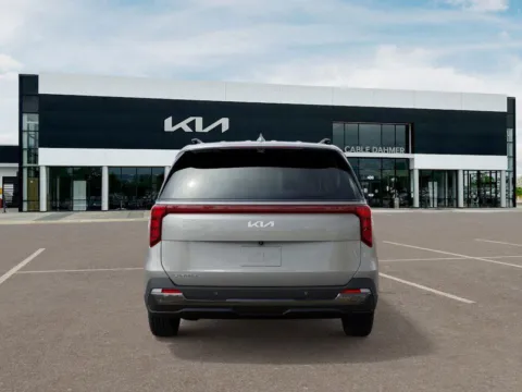 More photos of 2025 Kia Carnival SX at Cable Dahmer Kia of Lee's Summit, MO