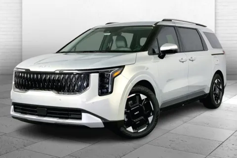 Photos of 2025 Kia Carnival EX for sale in Lee's Summit, MO at Cable Dahmer Kia of Lee's Summit