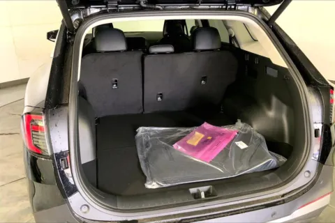 More photos of 2026 Kia Sportage EX at Cable Dahmer Kia of Lee's Summit, MO