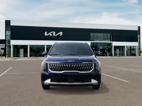Photos of 2025 Kia Carnival EX for sale in Lee's Summit, MO at Cable Dahmer Kia of Lee's Summit