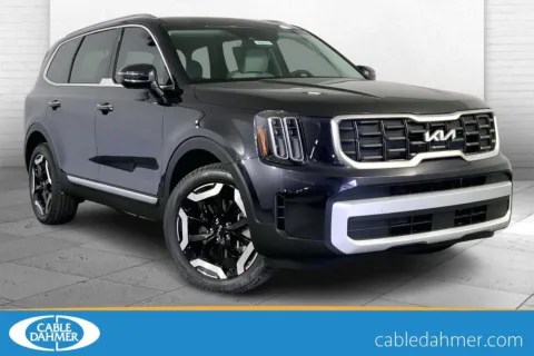 Gray 2025 Kia Telluride S for sale in Lee's Summit, MO