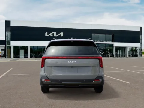 More photos of 2025 Kia Carnival SX Prestige at Cable Dahmer Kia of Lee's Summit, MO