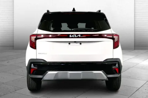 More photos of 2025 Kia Seltos S at Cable Dahmer Kia of Lee's Summit, MO