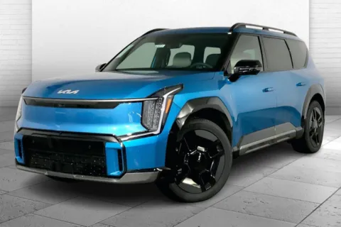 Photos of 2026 KIA EV9 GT-Line for sale in Lee's Summit, MO at Cable Dahmer Kia of Lee's Summit
