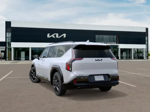 More photos of 2026 Kia EV9 Land at Cable Dahmer Kia of Lee's Summit, MO