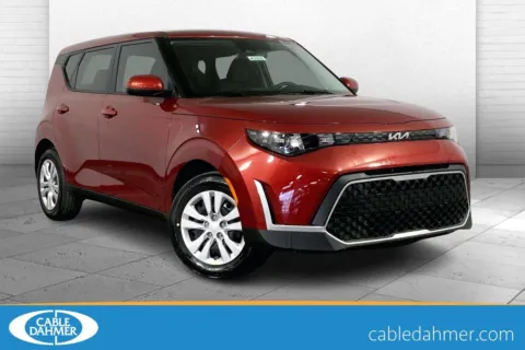 Orange 2025 Kia Soul LX for sale in Lee's Summit, MO