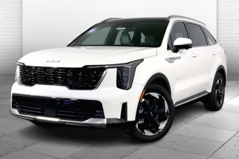 Photos of 2025 Kia Sorento Hybrid SX Prestige for sale in Lee's Summit, MO at Cable Dahmer Kia of Lee's Summit